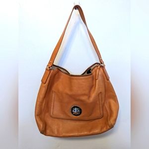 Kate Spade Saddle Hobo style bag with geometric toggle on front